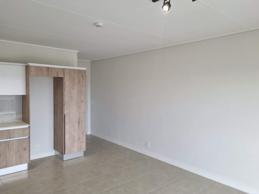 To Let 1 Bedroom Property for Rent in Richwood Western Cape